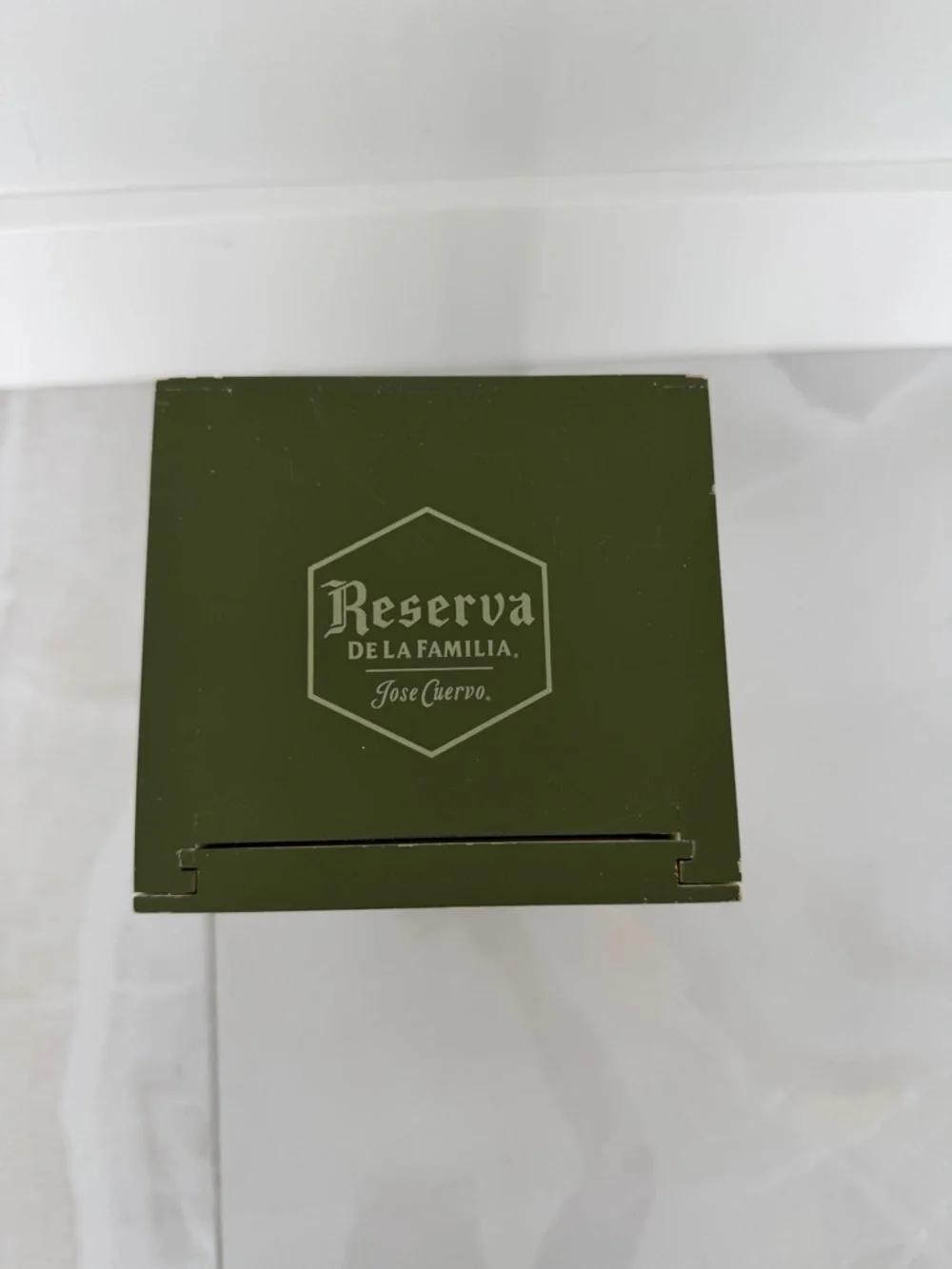 Jose Cuervo Tequila Reserva  De La Familia Melanie Smith 2018 Wood Colection Box